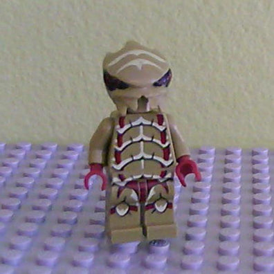 Alien Buggoid, Olive Green