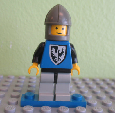LEGO Minifigure-Black Falcon - Light Gray Legs with Black Hips, Dark Gray Chin-Guard-Castle / Black Falcons-CAS102-Creative Brick Builders