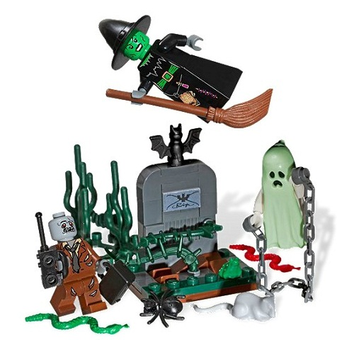 lego-halloween-accessory-set-