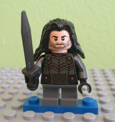 LEGO Minifigure-Kili the Dwarf - Gold Buckle (79018)-The Hobbit and the Lord of the Rings / The Hobbit / The Battle of the Five Armies-LOR096-Creative Brick Builders