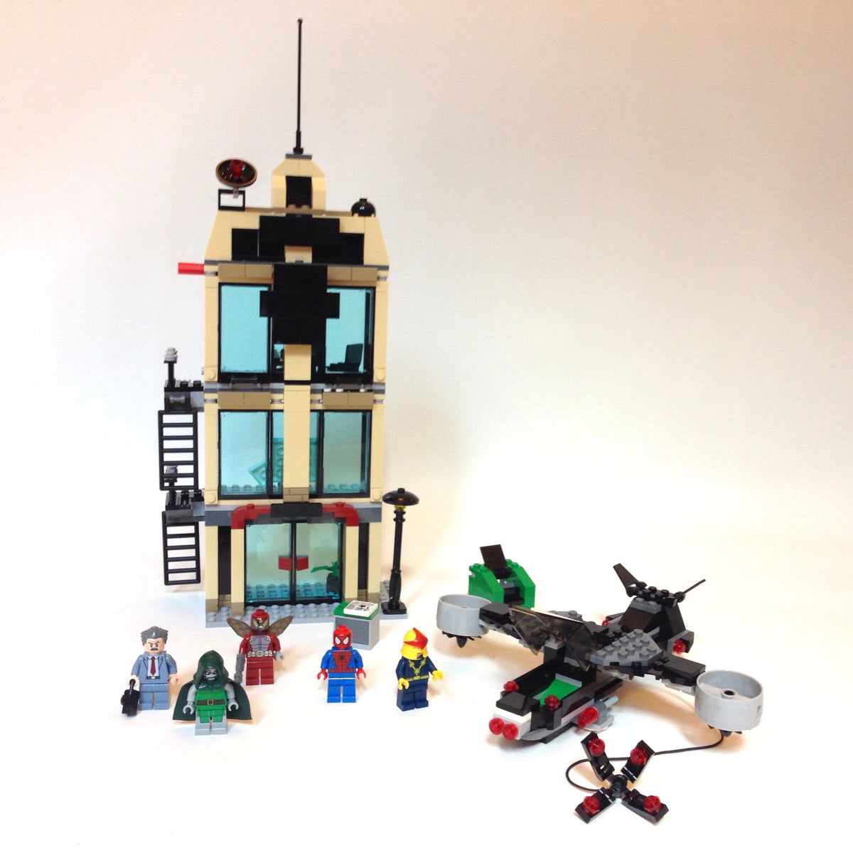 Lego Ultimate Spider-Man: Daily Bugle Showdown hot