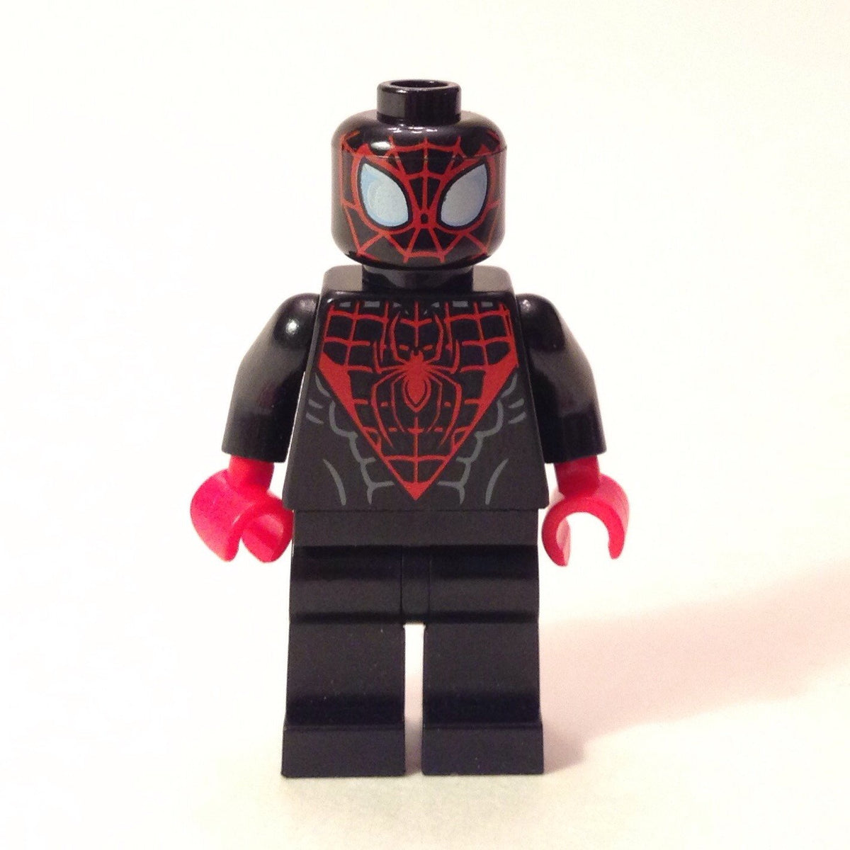 Lego miles morales 2024 minifigure
