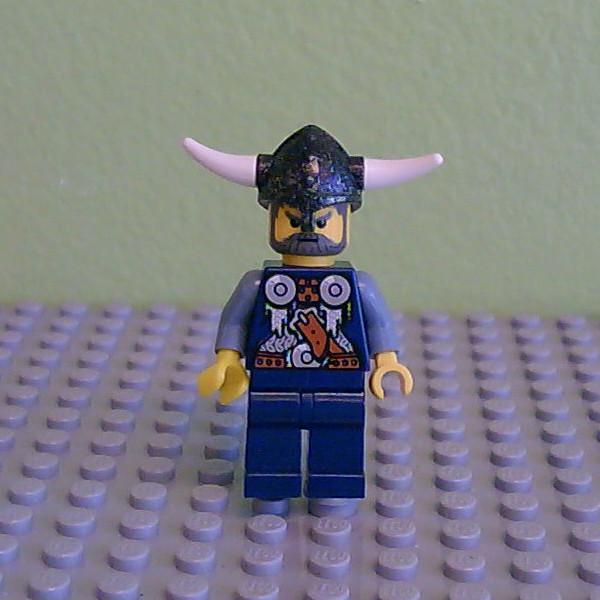 LEGO Viking King Minifigure vik005