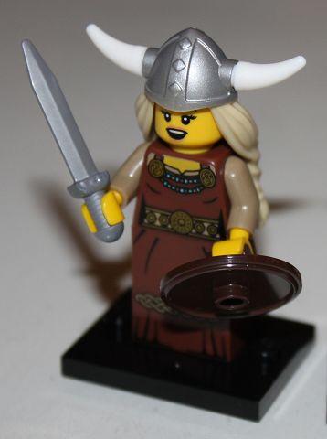 Viking Woman, LEGO Minifigures, Collectible Minifigures Series 7 – Creative Brick Builders
